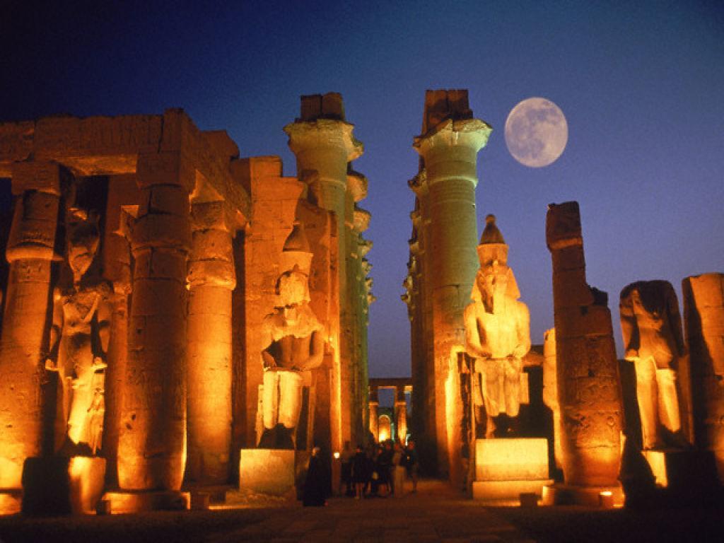 Grand Hotel Luxor Buitenkant foto